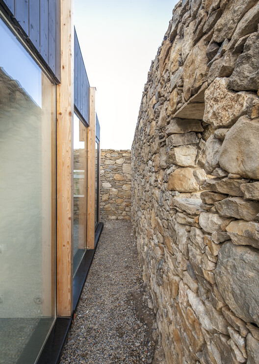 西班牙乡村的庇护所丨Agora Arquitectura-21