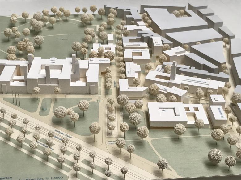 Trojan + Trojan丨Leibniz - Universität Hannover - Entwicklungsstudie Zentrale Bereich und Östlicher Welfengarten丨德国-0