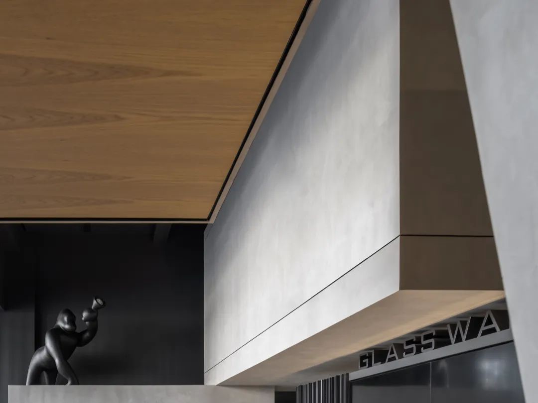 Glass Wall 上海办公总部丨中国上海丨设计总监徐庆良,团队黄缵全,彭伟赞-12