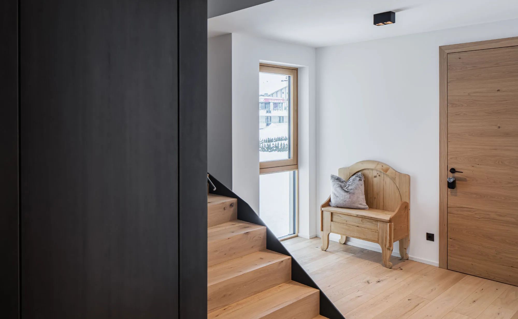 有王冠的房子；有景色的鸟巢丨奥地利丨Atelier Gitterle-15