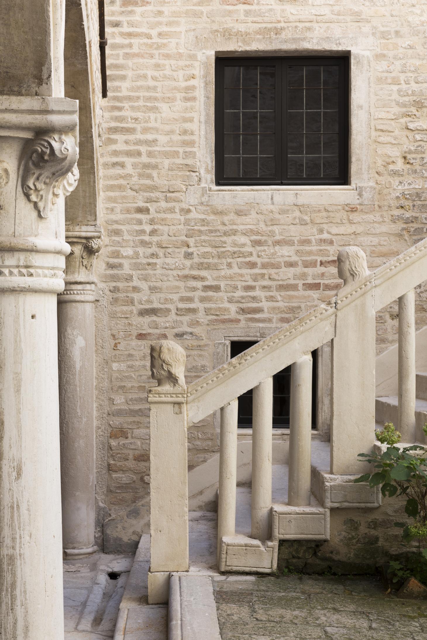 威尼斯魔力再现,Nomad 设计展呈现千年古城的现代魅力-14