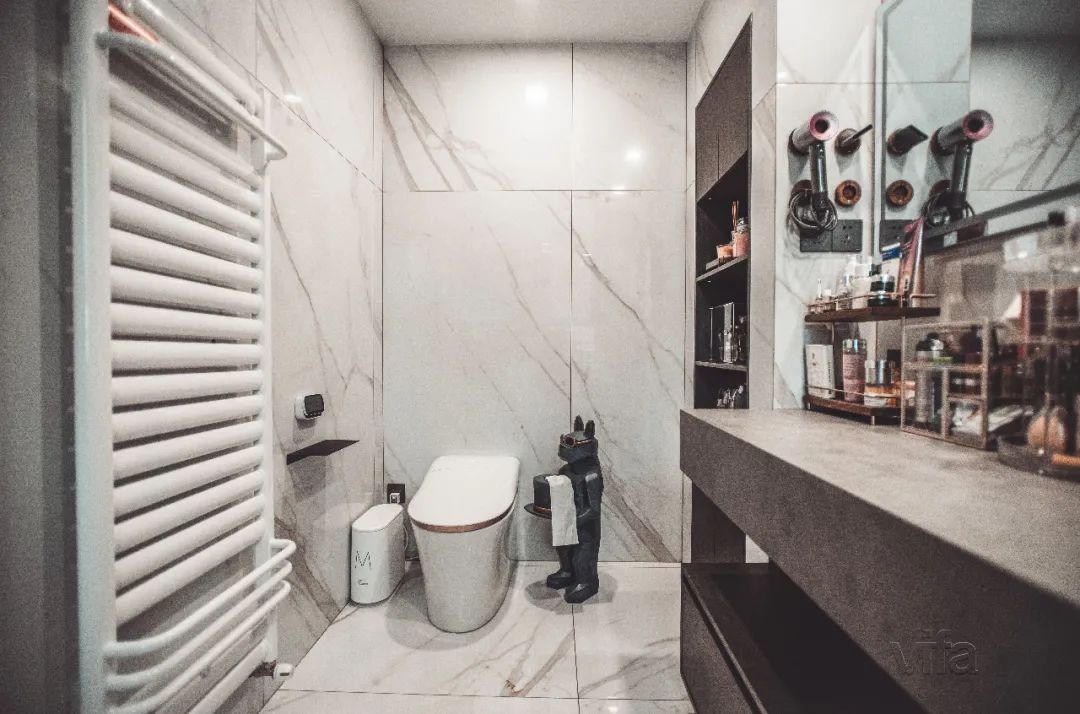 绿地海珀天沅 210㎡现代轻奢之家丨中国济南丨张龙虎-52