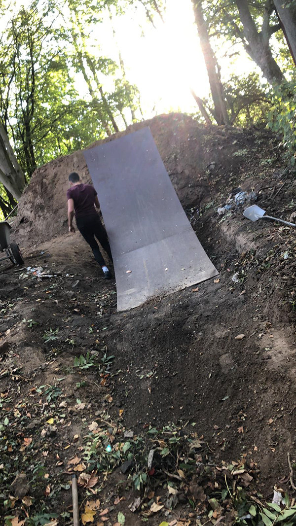 Till's Place山地自行车跳跃场地改造-4