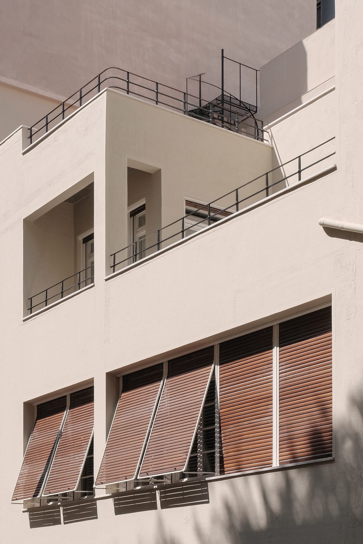 XT 97 Interwar Modern 翻新项目丨希腊雅典丨Lara Vartzioti-14