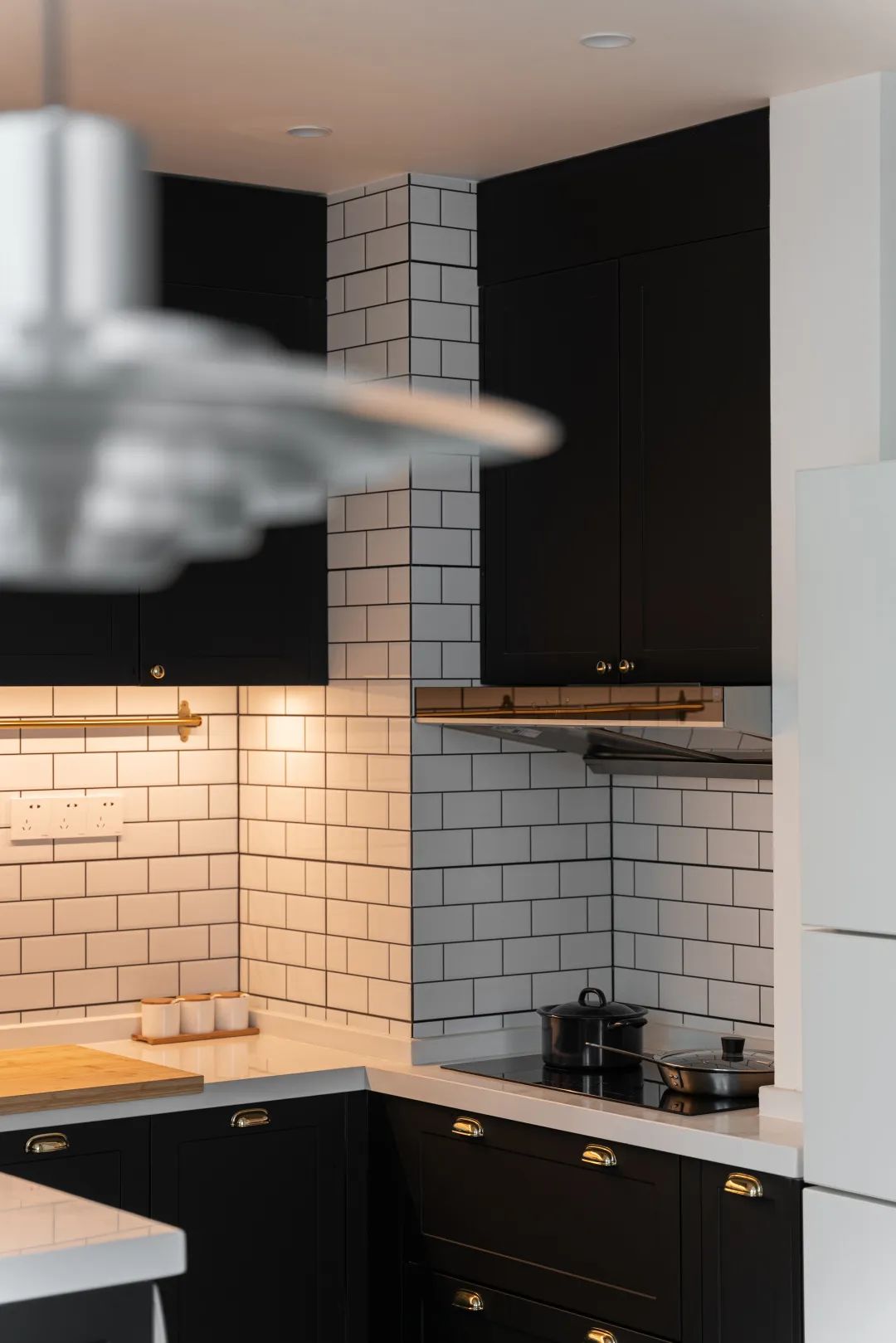 63㎡公寓变小复式,猫狗双全的惬意独居生活丨中国成都丨十六月工作室-46