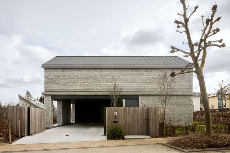 双坡屋顶的绿色可持续住宅丨卢森堡丨Moreno Architecture-9