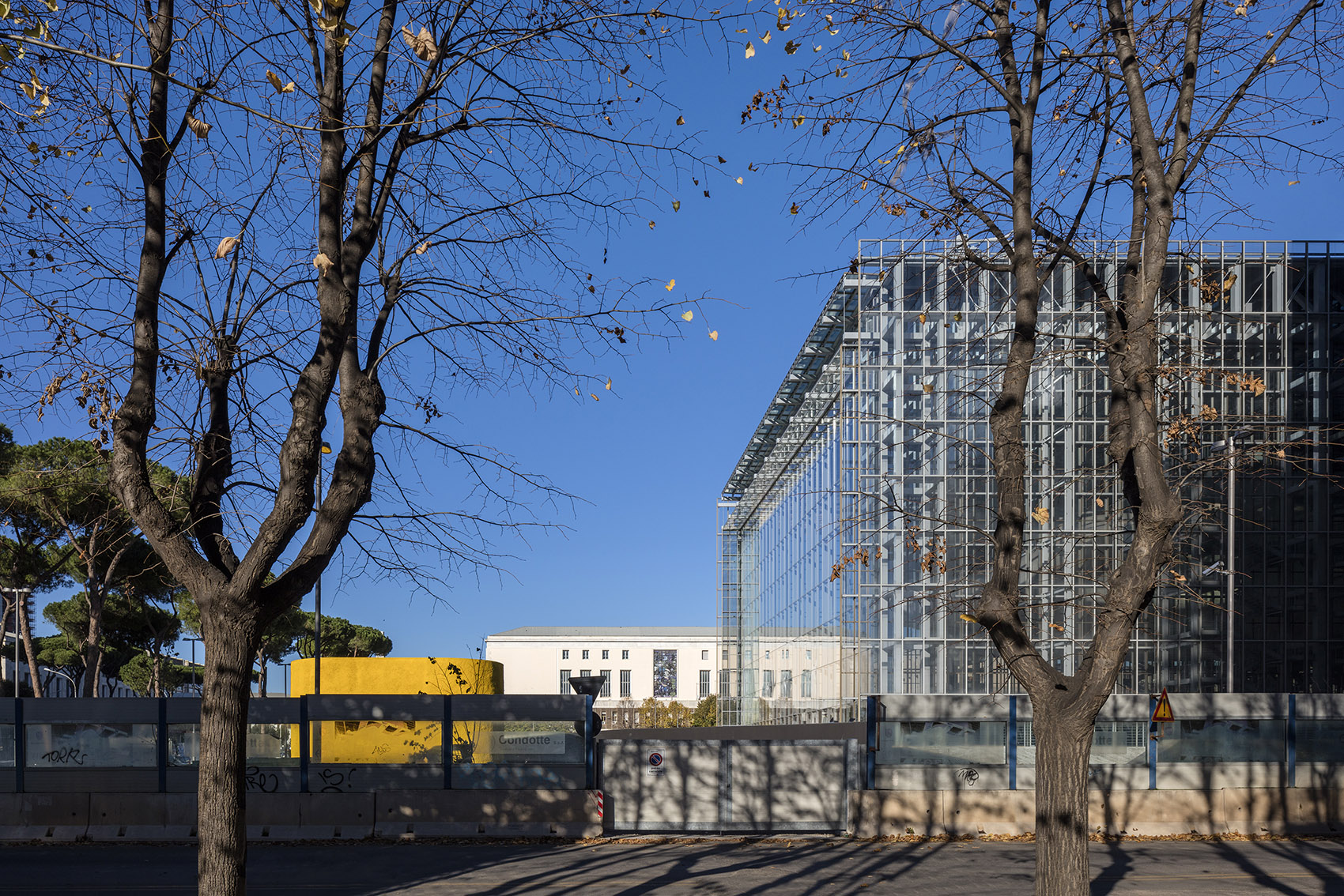 新罗马EUR会议中心和酒店 & “云” / FUKSAS-109