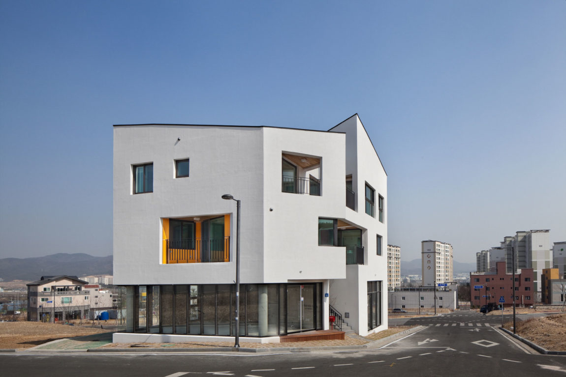ON Architecture Refurbish a Building in Ulsan, South Korea-3