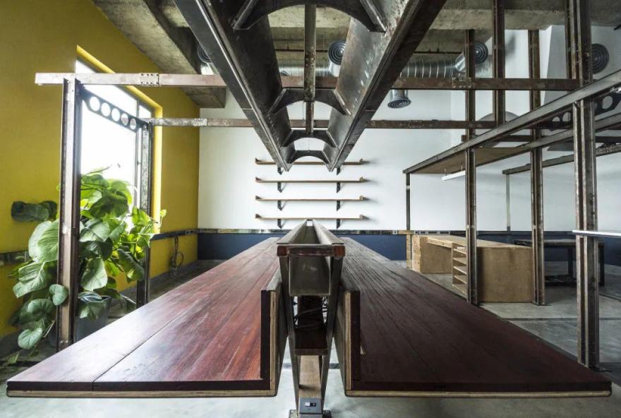 框架系统构建空间层次:建筑办公室丨印度丨Studio Juggernaut-31