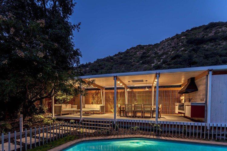 绿意盎然的多功能 Pergola Pavilion-18