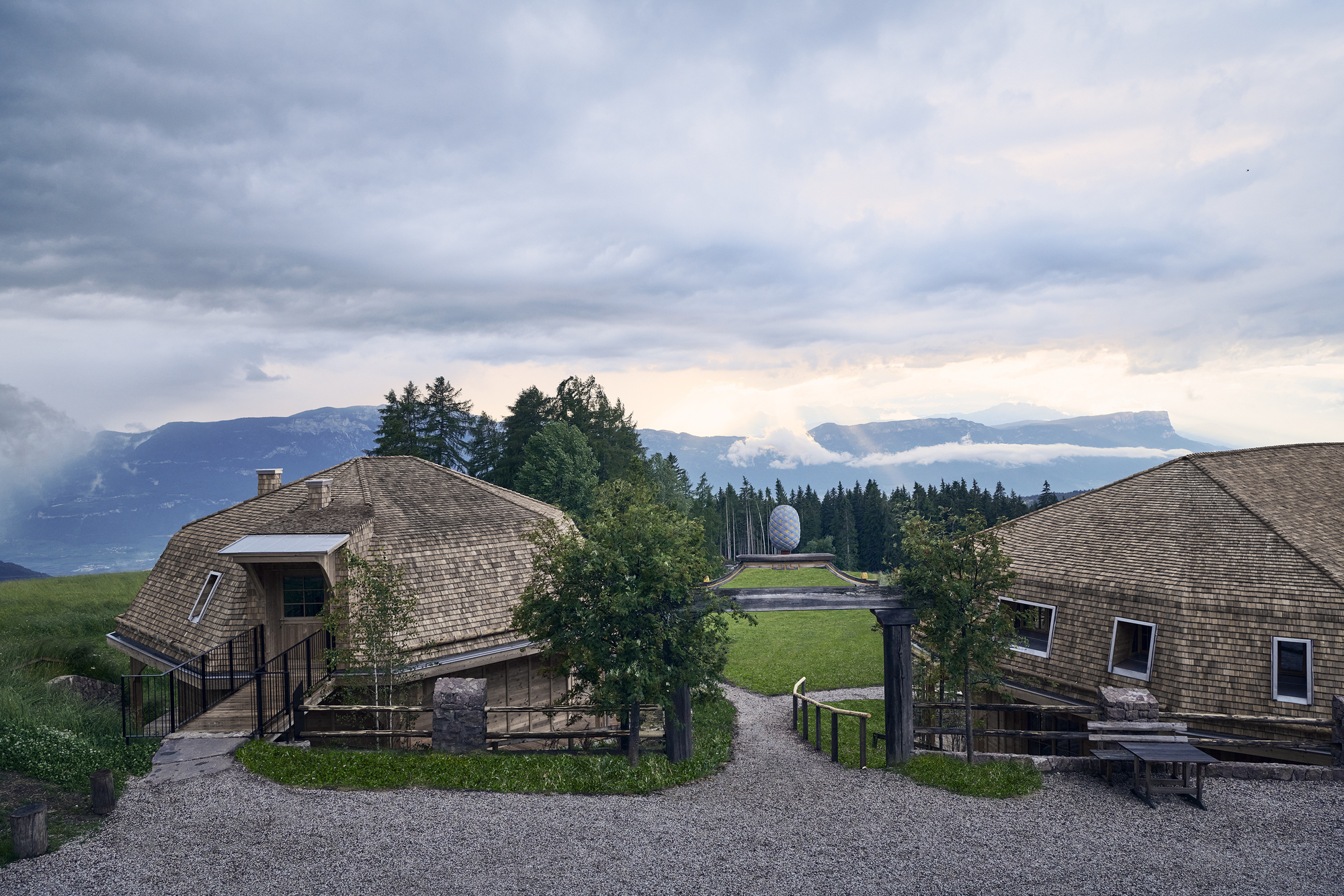 Homes in the Pastures / AMDL CIRCLE-24