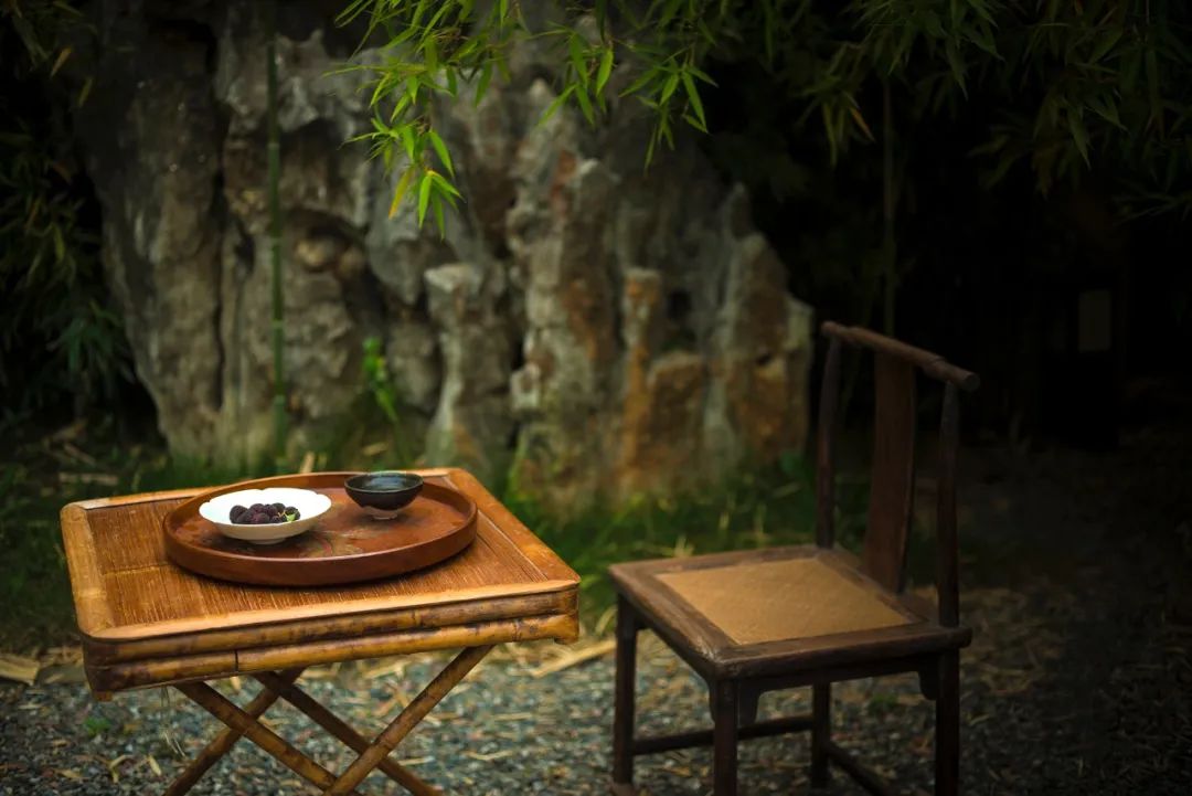 闲适清福,竹楼书海的诗意空间-2