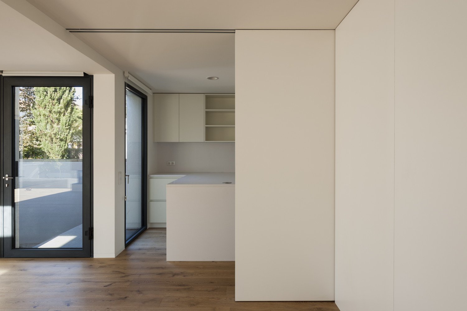 波尔图半独立式住宅翻新-48