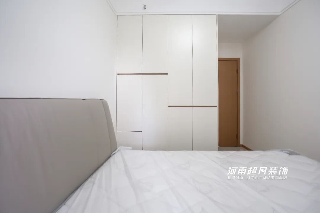 完工首发丨二七区名门橙邦·悦橙苑，124平现代风格，色彩纯粹简约大气-163