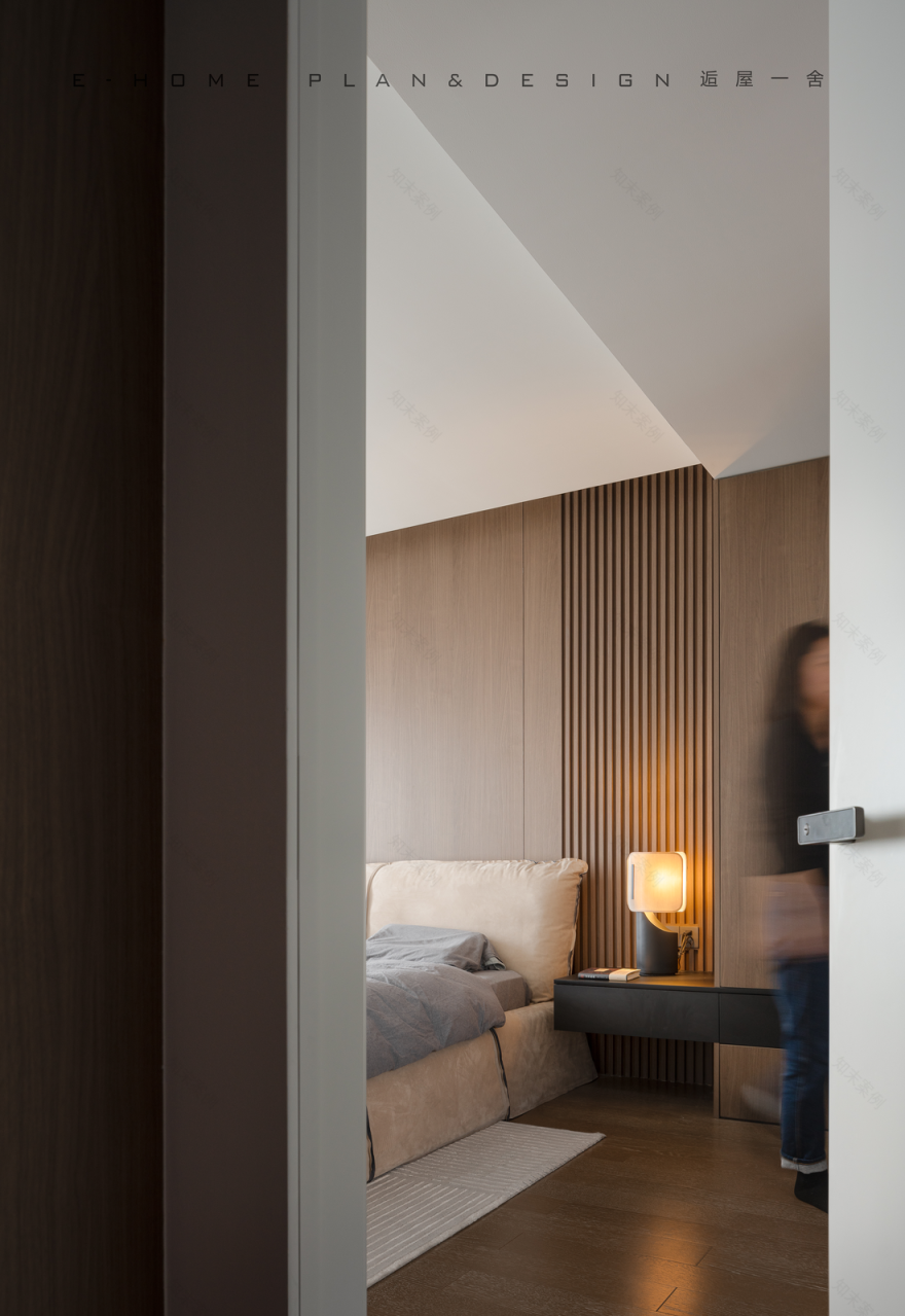 音乐老师的极简主义家居改造-23