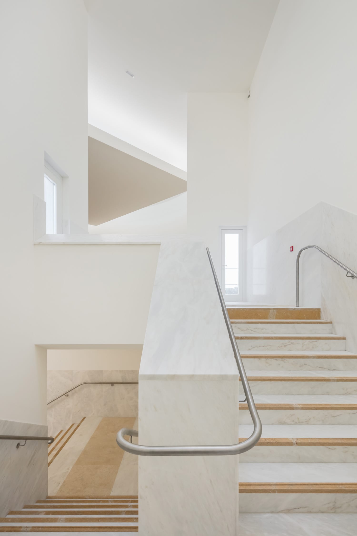 圣雅克德兰教堂丨法国雷恩丨阿尔瓦罗·西扎-33