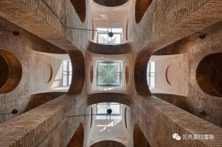 材料表达艺术 · 塑造空间的情感共鸣-4