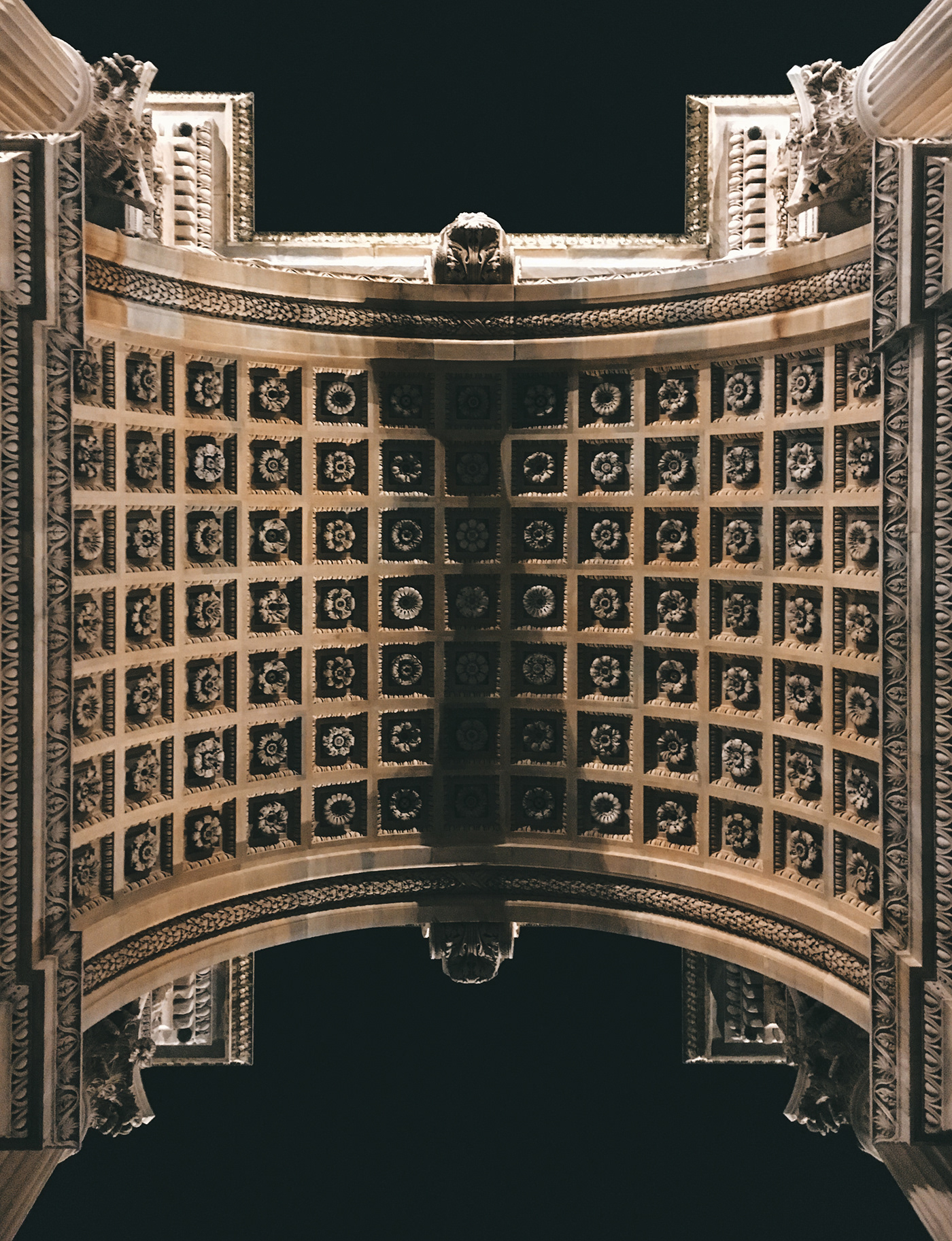 米兰夜色 · 意大利 Milano II 的绝美室内设计-3