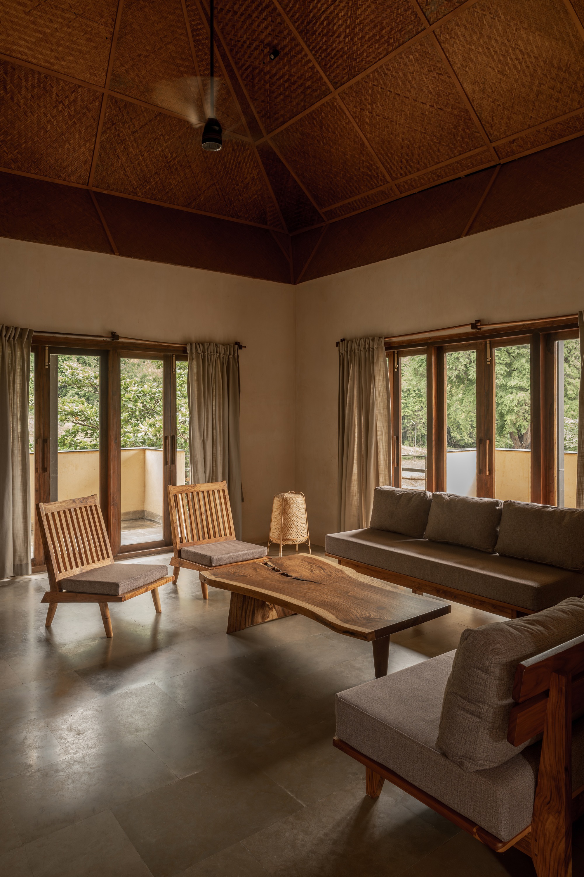 宁静号，火星（备注：ma+rs推测是mars即火星的一种不太规范表达，Serenity常见含义为宁静号，比如国际空间站的宁静号节点舱就叫Node 3 Serenity ） 丨印度-43