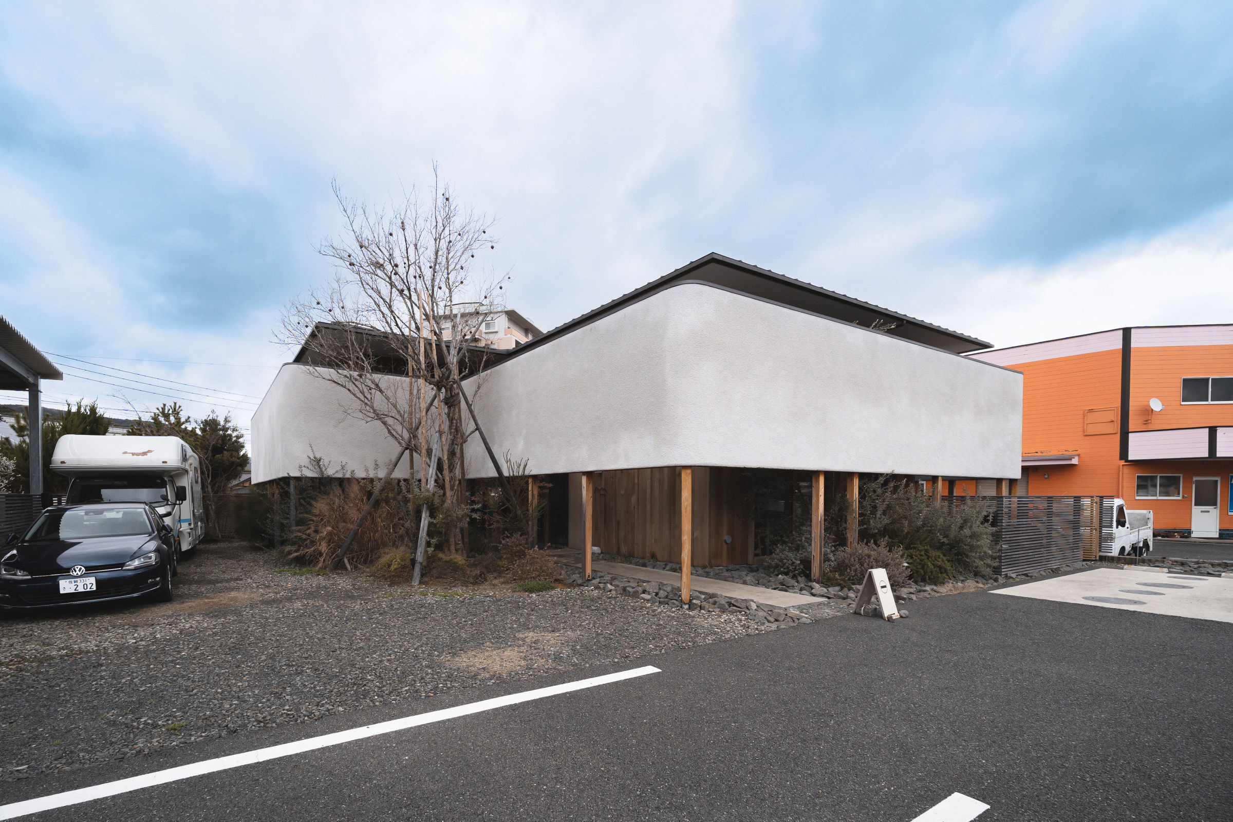 Emi Cafe-2