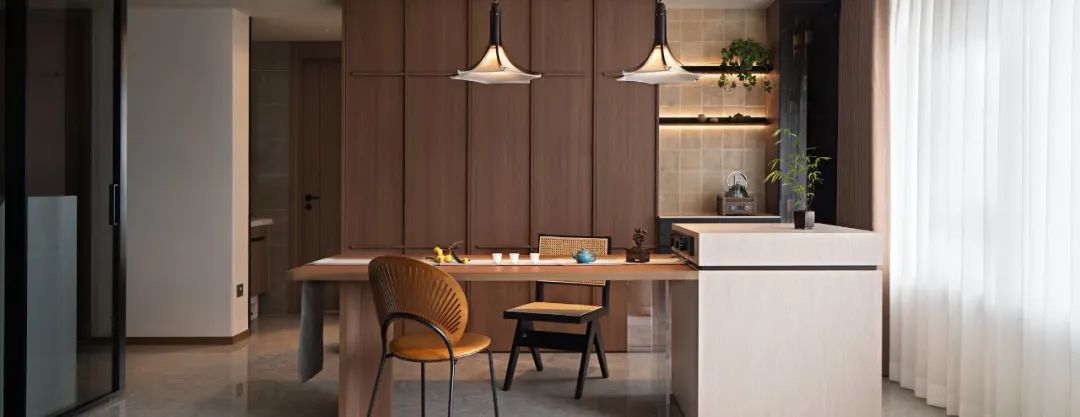 红瓦设计·实景案例丨131㎡精装改现代简约，双移门后居然暗藏玄机，这样设计多出两间房！-163