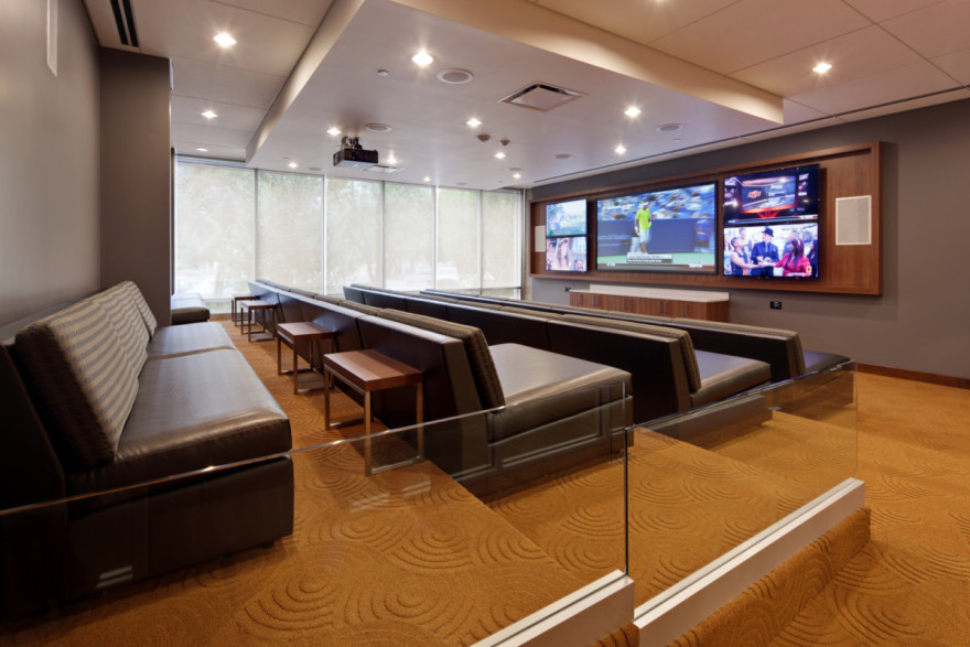 德州大学·奥斯汀卡拉韦之家-10