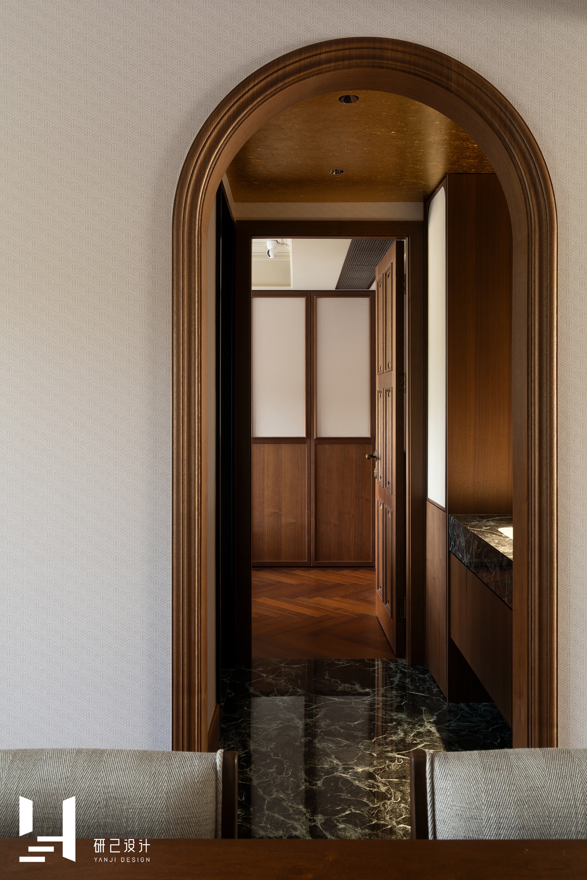 研己实景 · 中式的另一种可能性,150平华丽的复古东方之家丨中国芜湖丨研己设计-48