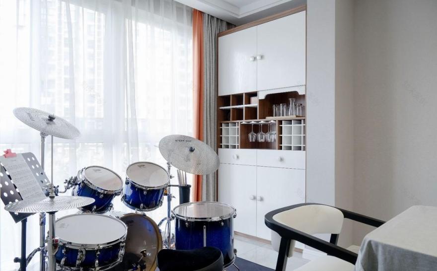 灰色主调的温馨家居,老物件传承的故事-18