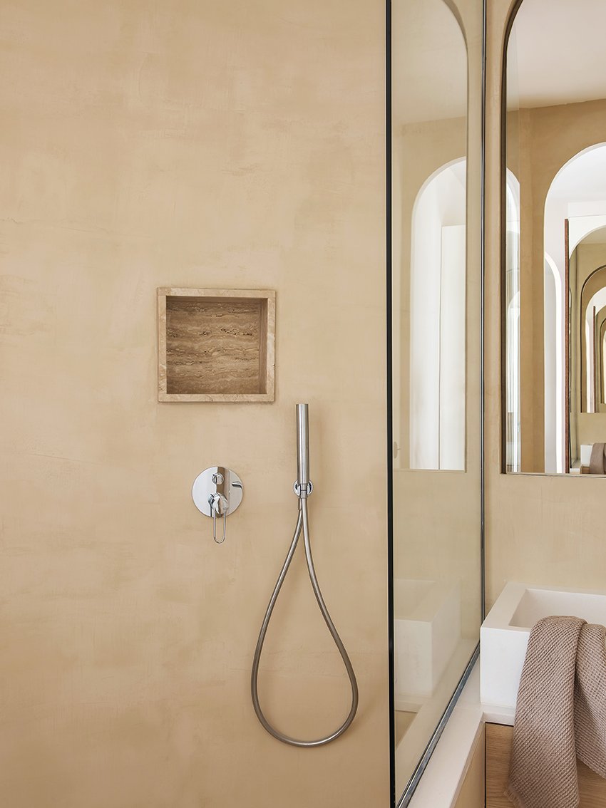 甜蜜生活套房·太空工厂

注：Dolce Vita常见为意大利语表达，有甜蜜生活之意，至于suite翻译为套房也是结合语境较为普遍的意思 -7