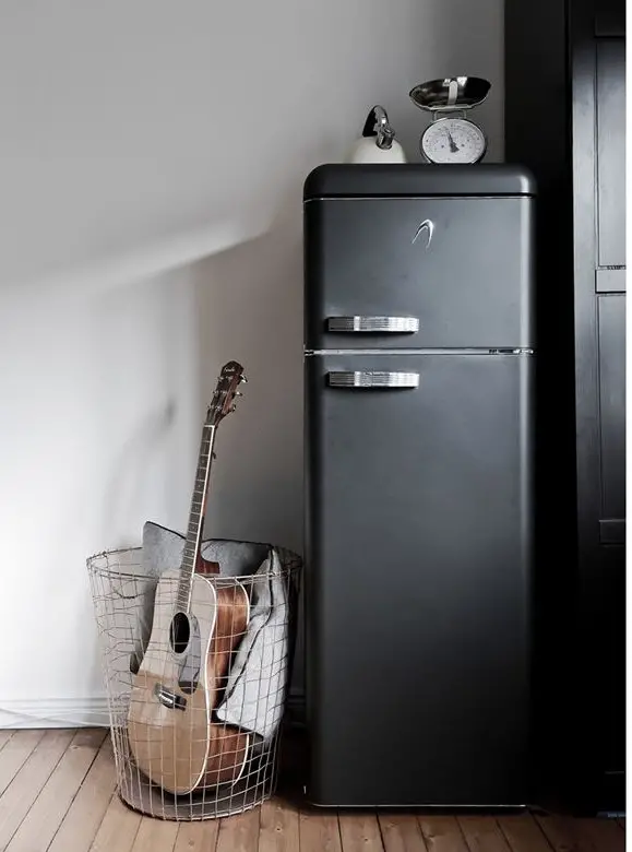 砖石与木头的完美结合 | 26 平米小空间的魅力大改造-8