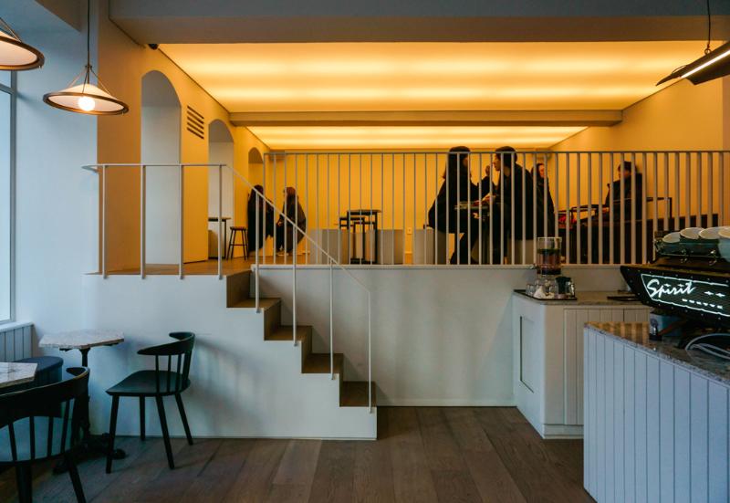 30 坪现代咖啡馆的绿色魅力-4