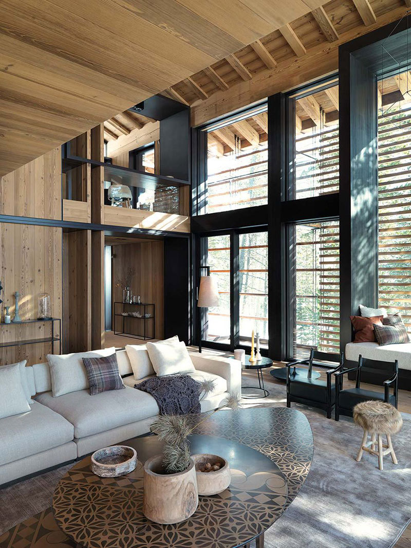 现代瑞士阿尔卑斯山滑雪坡旁小木屋-2