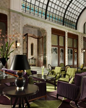 Four Seasons Gresham Palace   Richmond design