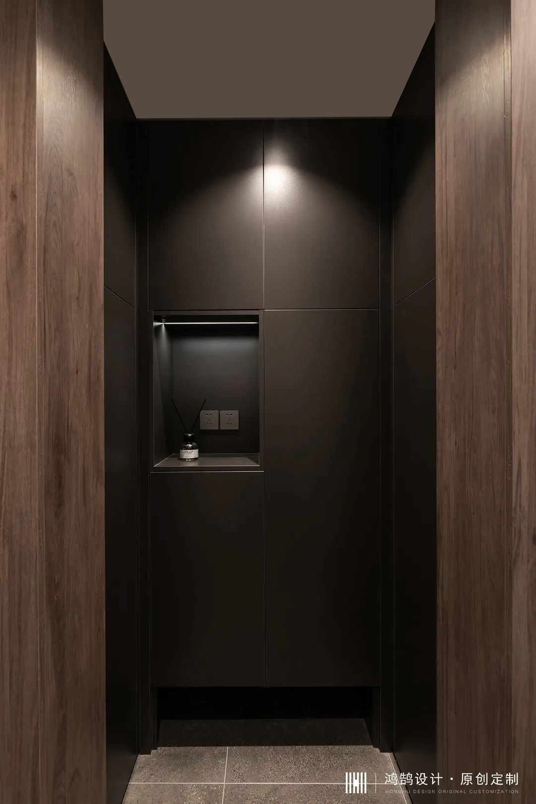 97㎡现代风，潮玩手办与书香之气融合出一个有爱的家-14