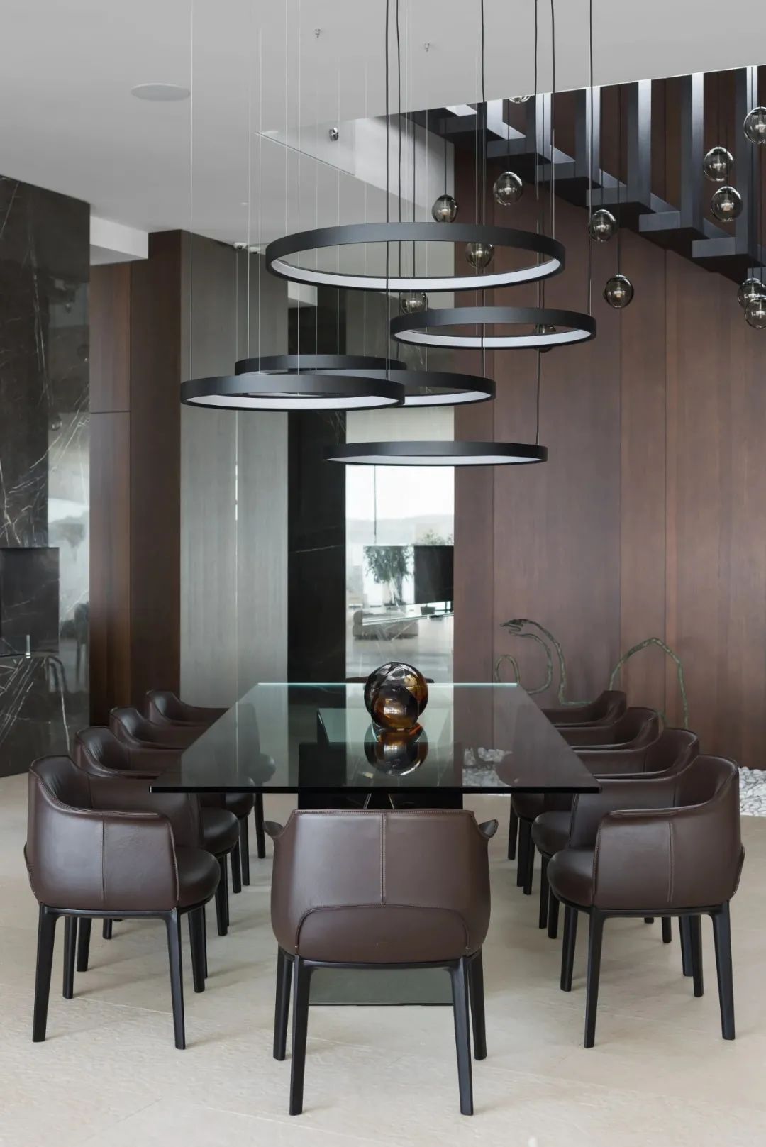 莫斯科郊区别墅,极简美学与自然融合的典范-88