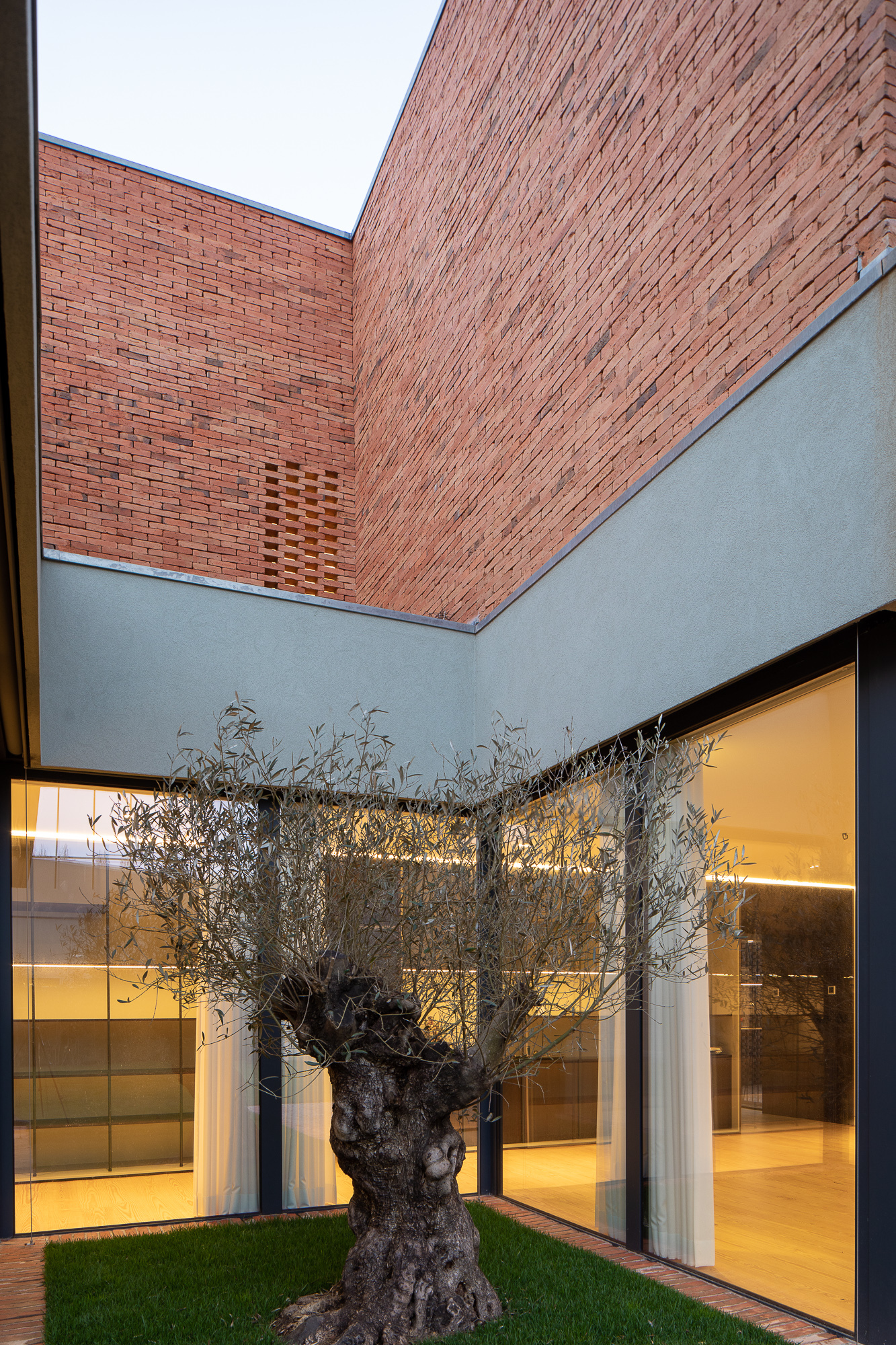 内沃吉尔德宅邸丨葡萄牙波尔图丨Anarchlab,Architecture Laboratory-17