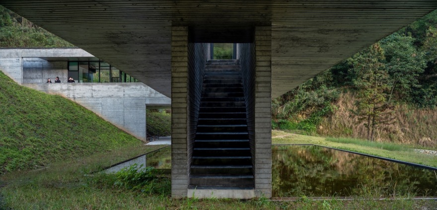 武当山麓游客中心:重塑台地之线丨中国十堰丨上海末广建筑设计有限公司-62