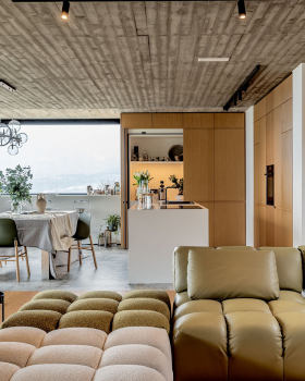 Design Che Accoglie: Elegance Meets Wellbeing in Private Residence