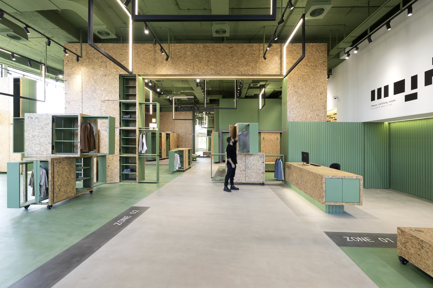 伊朗著名服装店-10