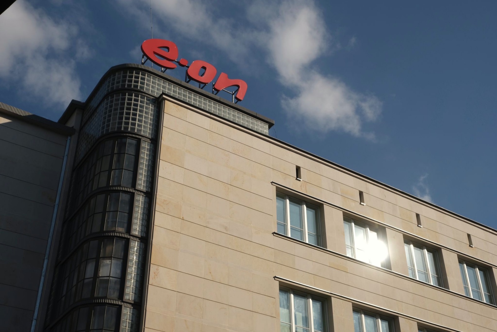 华沙波维什卢发电厂行政大楼外立面翻新丨波兰华沙-53