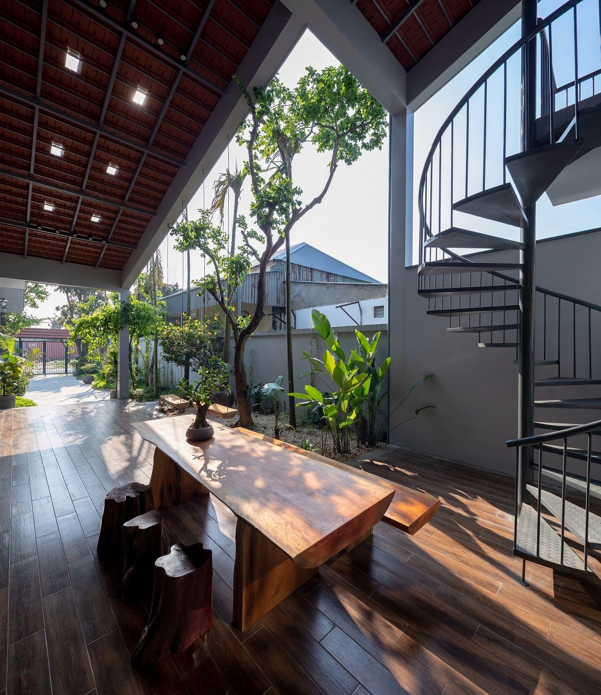 现代宜居的河内别墅设计-17