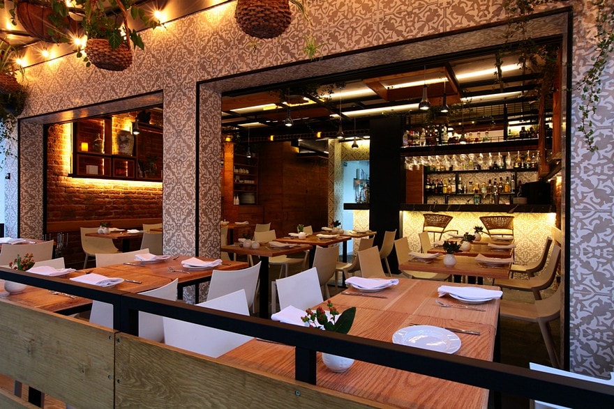 墨西哥城牛顿 105 餐厅——简约空间中的精致餐饮体验-8