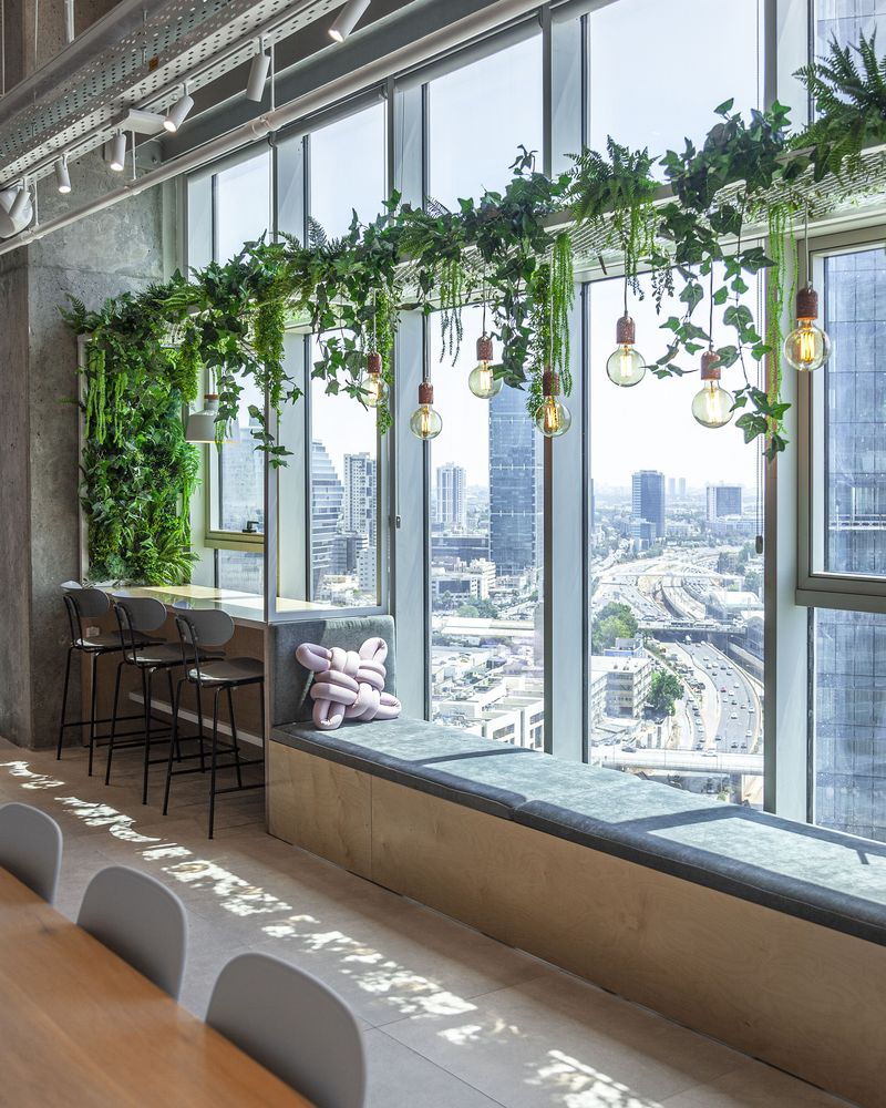 创新医疗科技公司的活力办公空间-38