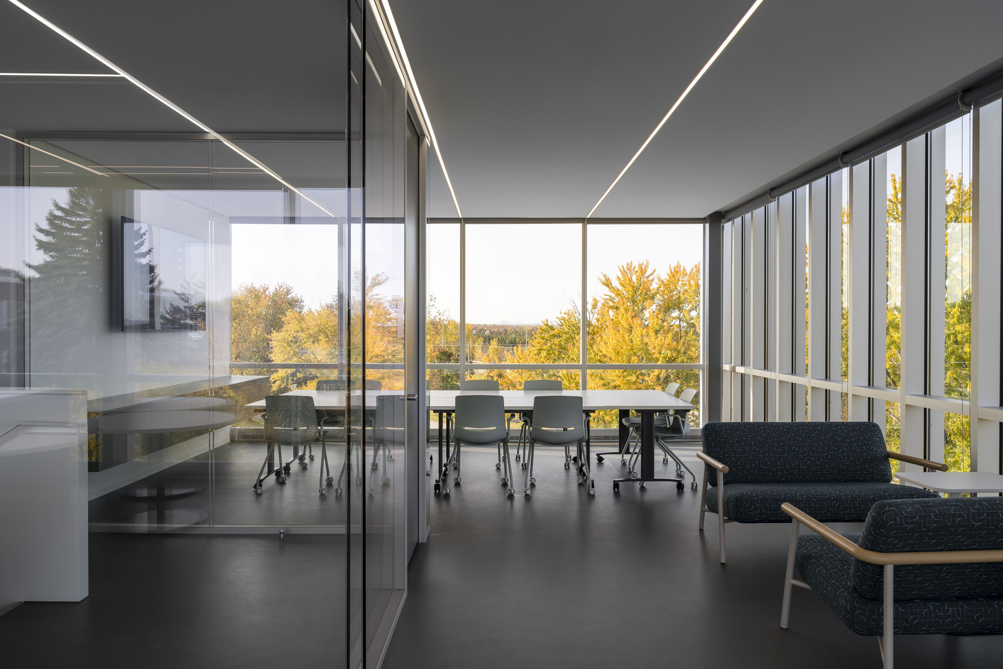 Pavillon A5 Faculty of Arts and Humanities / Saucier + Perrotte architectes-16