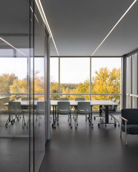 Pavillon A5 Faculty of Arts and Humanities / Saucier + Perrotte architectes