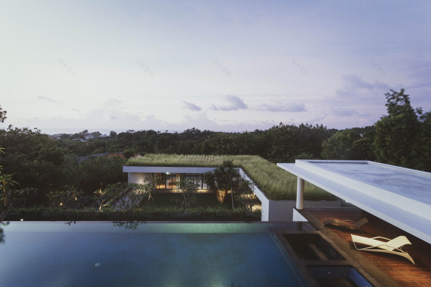 Private Villa in Ungasan Rafael Miranti Architects-48