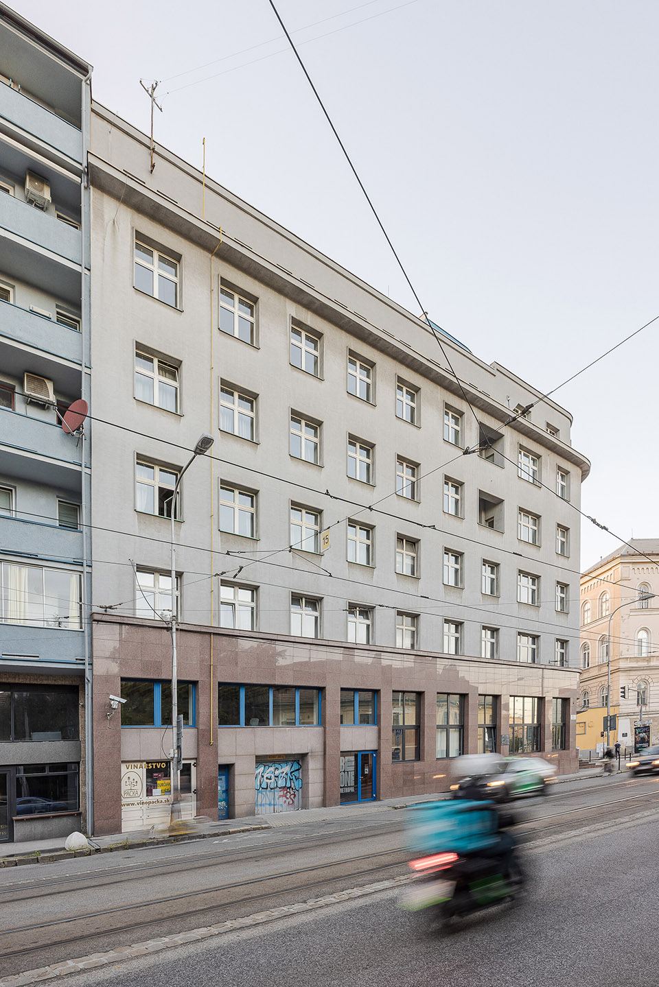 Metropol公寓改造丨斯洛伐克布拉迪斯拉发丨BEEF ARCHITEKTI-5