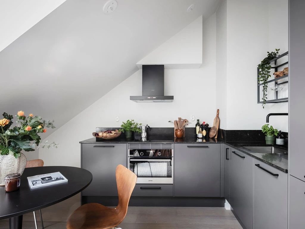 23㎡顶层小阁楼室内设计-16