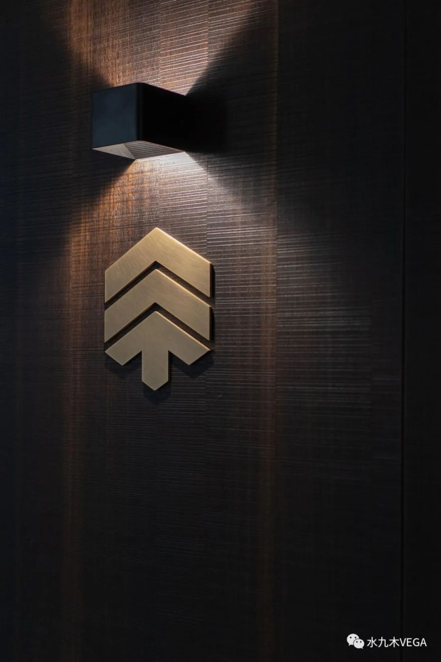 冲盈资本办公室 | 解构图形色彩,打造多元空间-20