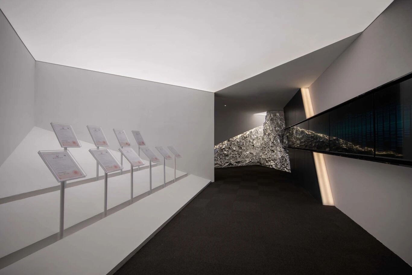 诺视科技总部空间（《源芯之境》）丨广州市本合致现设计（GNOC本合致现设计机构）-26